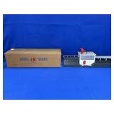 LIONEL TRAINS NO. 464 LUMBER MILL WITH BOX