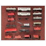 LOOSE LIONEL TRAINS *NO BOXES*