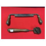 WOODEN HANDLED RAZOR SCRAPER & GREENLEE DRAW KNIFE