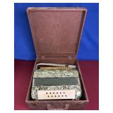 CERINI ACCORDION 15 KEYS 12 BUTTONS (GREEN)