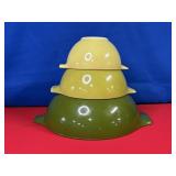 (3) GREEN PYREX BOWLS