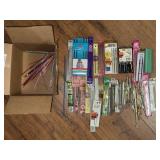 CROCHET & KNITTING NEEDLES