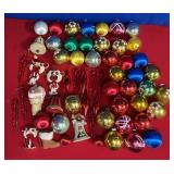 VINTAGE CHRISTMAS ORNAMENTS: GLASS, STRING BALL,