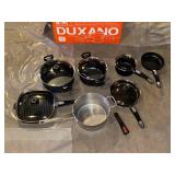 PAMPERED CHEF POTS & LIDS, GRIDDLE, LARGE ALUMINUM