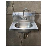 EAGLE SINKS STAINLESS STEEL SINK WITH FAUCET