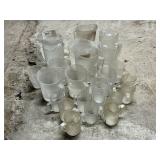 CLEAR PLASTIC MEASURING CUPS/PITCHERS