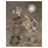 WINCO WOODEN HANDLED STRAINERS