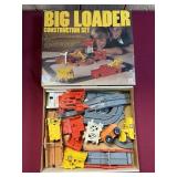 TOMY BIG LOADER CONSTUCTION SET