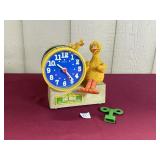 BRADLEY CTW BIG BIRD TALKING ALARM CLOCK W/KEY