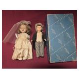 HAPPI-TIME BRIDE AND GROOM WITH MOVABLE EYES