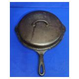 GRISWOLD SLANT LOGO CAST IRON NO 8 704 B W/LID