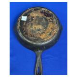 MARTIN STOVE AND RANGE NO 8 CAST IRON SKILLET