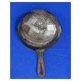 GRISWOLD NO 5 ERIE PA 724 H CAST IRON SKILLET