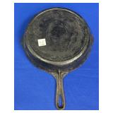 GRISWOLD SLANT LOGO NO 8 CAST IRON SKILLET ERIE