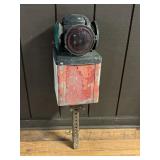 ADLAKE RAILROAD SIGNAL LAMP ON POST APPROX 33"