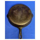 GRISWOLD SMALL BLOCK LOGO CAST IRON NO 10 716 ERIE