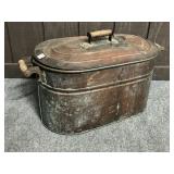 VINTAGE COPPER BOILER/TUB WITH LID