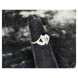 2.5G STERLING SILVER RING SIZE 4.75 WITH STONES