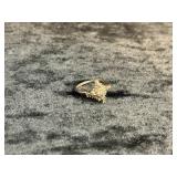 2.6G 14K RING SIZE 8 WITH YELLOW/GOLD STONES