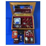 WOODEN JEWELRY BOX WITH COSTUME JEWELRY: RINGS,