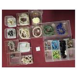 COSTUME JEWELRY SORTED SETS: BRACELETS, RINGS,