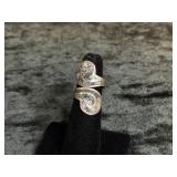 4.9 STERLING SILVER SPOON RING WITH INLAY