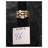 4.0G 10K GOLD SIZE 6 RING WITH CLEAR STONES