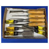 (4) MARPLES WOOD HANDLE CHISELS & (5) STANLEY