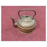 UNMARKED COPPER STYLE TEA KETTLE APPROX 9"