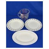 PYREX: 4 CUP MEASURING CUP, SERVING TRAY & (2)