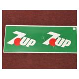 7UP METAL SIGN (SOME SURFACE SCRATCHES)