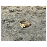 (3.66G) 10K GOLD DIAMOND RING - SIZE 8.5