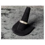 (2.76G) 14K GOLD DIAMOND RING - SIZE 9.5