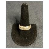 .925 STERLING SILVER RING WRAP AROUND STONES