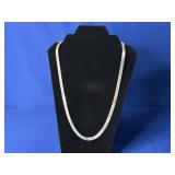 (25.20G) .925 STERLING HERRINGBONE NECKLACE