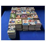 MIXED BASEBALL CARDS INCLUDING UPPER DECK, FLEER,