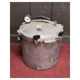 CAST ALUMINUM ALL-AMERICAN PRESSURE COOKER