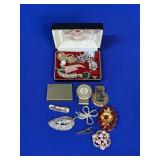 BEDFORD AIRPORT AUTION AUCTION MONEY CLIP, COSTUME