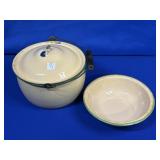 GREEN & CREAM BEAN POT WITH LID AND BOWL