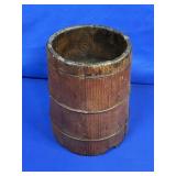 WOODEN FIRKIN STYLE BUCKET WITH METAL RINGS