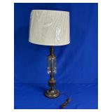BRASS STYLE TABLE LAMP W/ GLASS CENTER (34" TALL)