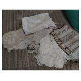DOILIES, TABLE RUNNERS, PLACEMATS