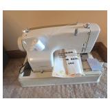 ZIG ZAG SEWING MACHINE MODEL 6400