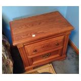 BROYHILL NIGHTSTAND WITH ETCHED ACORN PATTERN