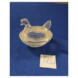 MINI CLEAR GLASS HEN ON A NEST APPROX 2'