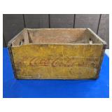 DRINK COCA COLA BOTTLES WOODEN CRATE & HORSE SHOE