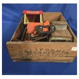 CALIFORNIA FRUIT EXCHANGE WOODEN CRATE W/MARX