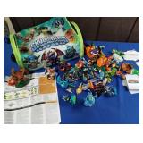SKYLANDERS SPYRO'S ADVENTURE BAG & GAME