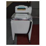 MAYTAG WRINGER WASHER WITH BLUE RELEASE