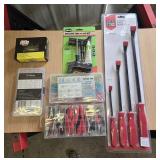 (NEW) SURE BILT PRY BAR SET, GRIP RITE FASNERS,
